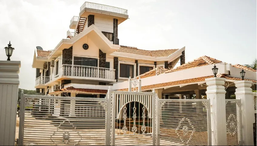 Royal Villa